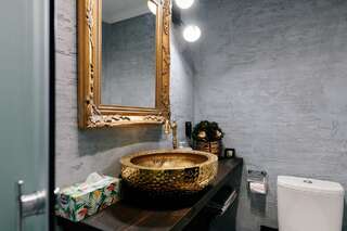 Апартаменты SO Lovely apt in heart of historical downtown Минск Апартаменты-13